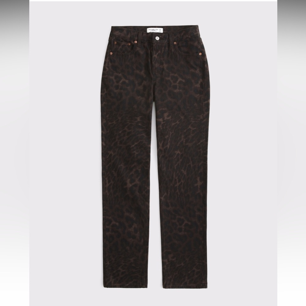 NWOT Abercrombie Leopard Mid Rise 90s Strait Jeans - Picture 3 of 5
